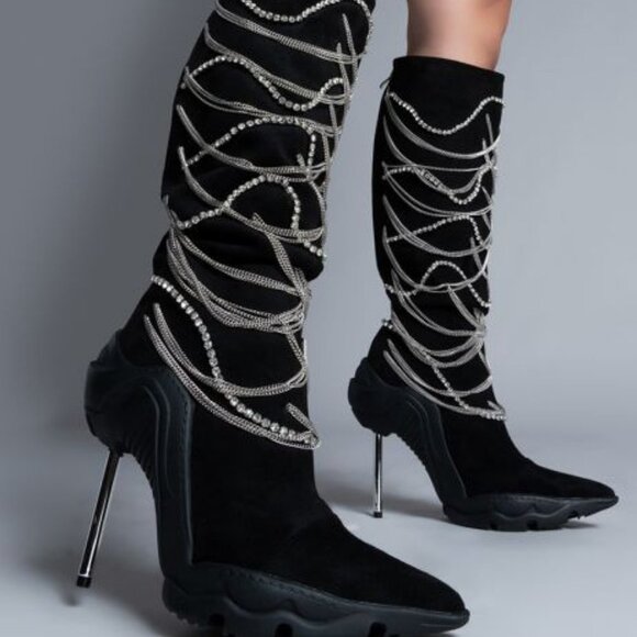 AZALEA WANG " CHAINED ICON " CHAIN EMBELLISHED BOOT IN BLACK ( BRAND NEW !!!!!!! - Picture 1 of 8